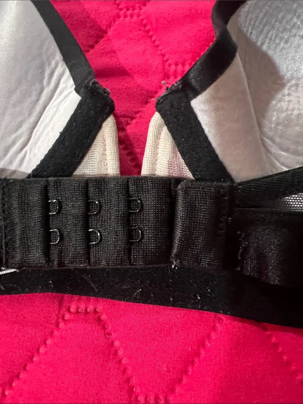 Victoria's Secret Black Lace-Side T-Shirt Bra - Picture 10 of 12